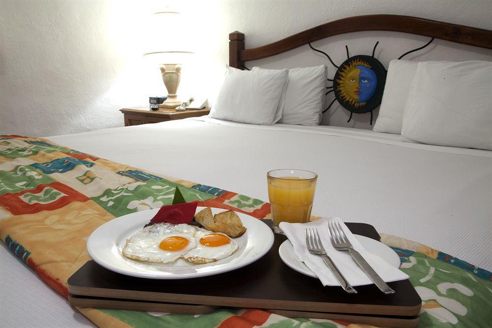 Mia Cancun Resort Экстерьер фото